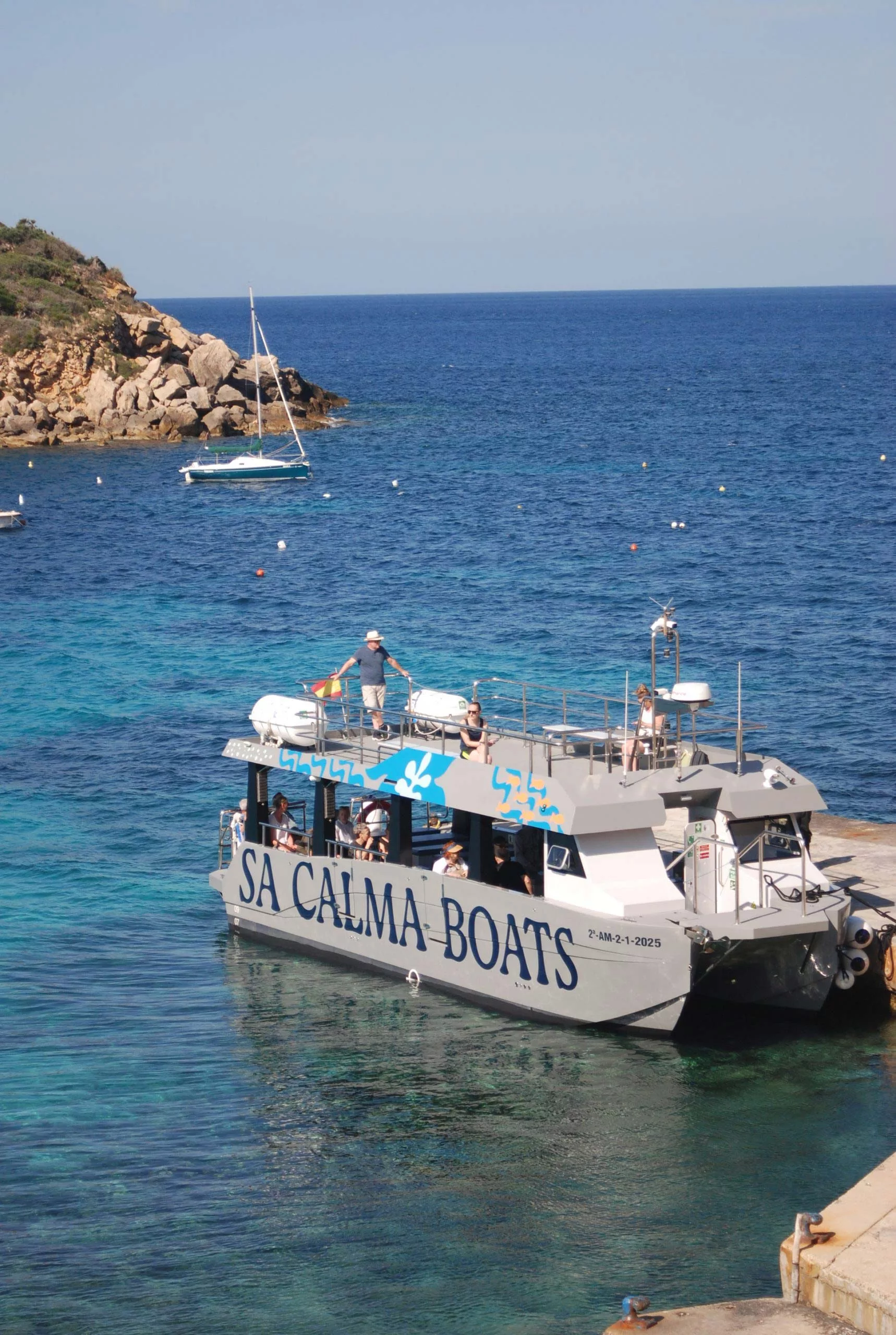 A Boat Route Connecting Two Charming Towns Full of History