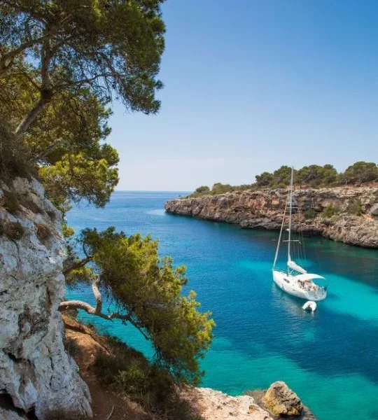 October in Mallorca: The Best-Kept Secret for a Boat Excursion